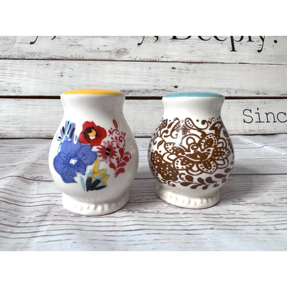 Pioneer Woman Flea Market Floral Salt & Pepper Shaker Farmhouse Collectible Set